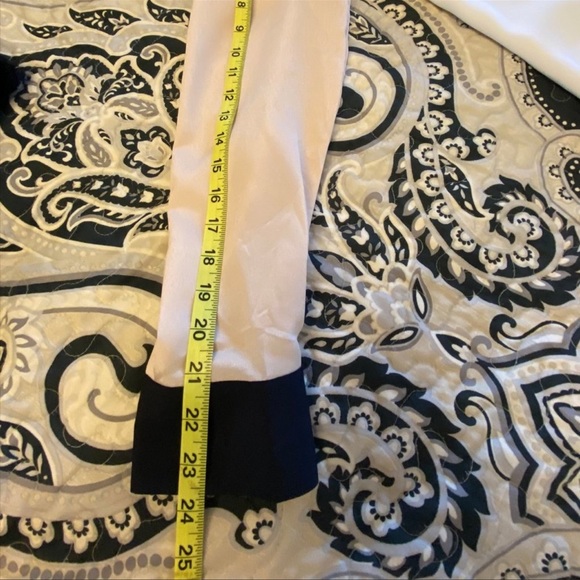 DKNY  Colorblock Sateen Blouse NWOT - Picture 4 of 5